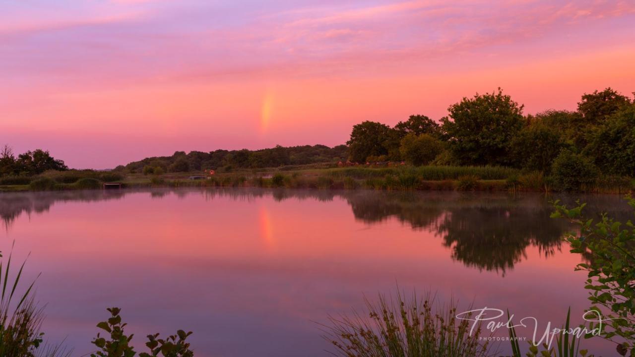 Bransford Farm Fishery & B & B Esterno foto